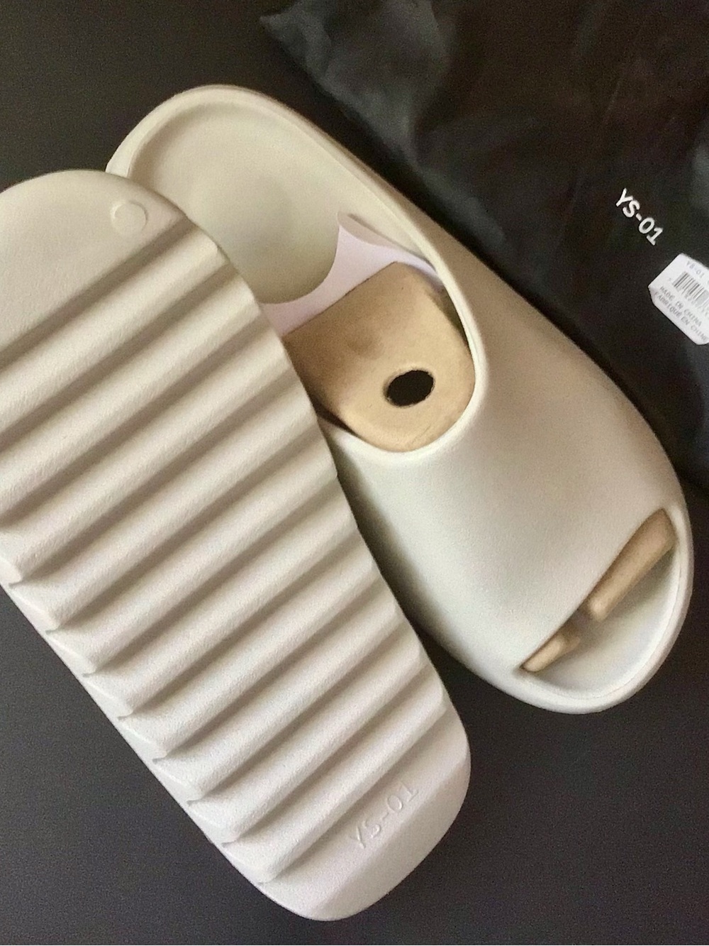 Yeezy Slide Sandals in Cream - Minimal Slip-On Design